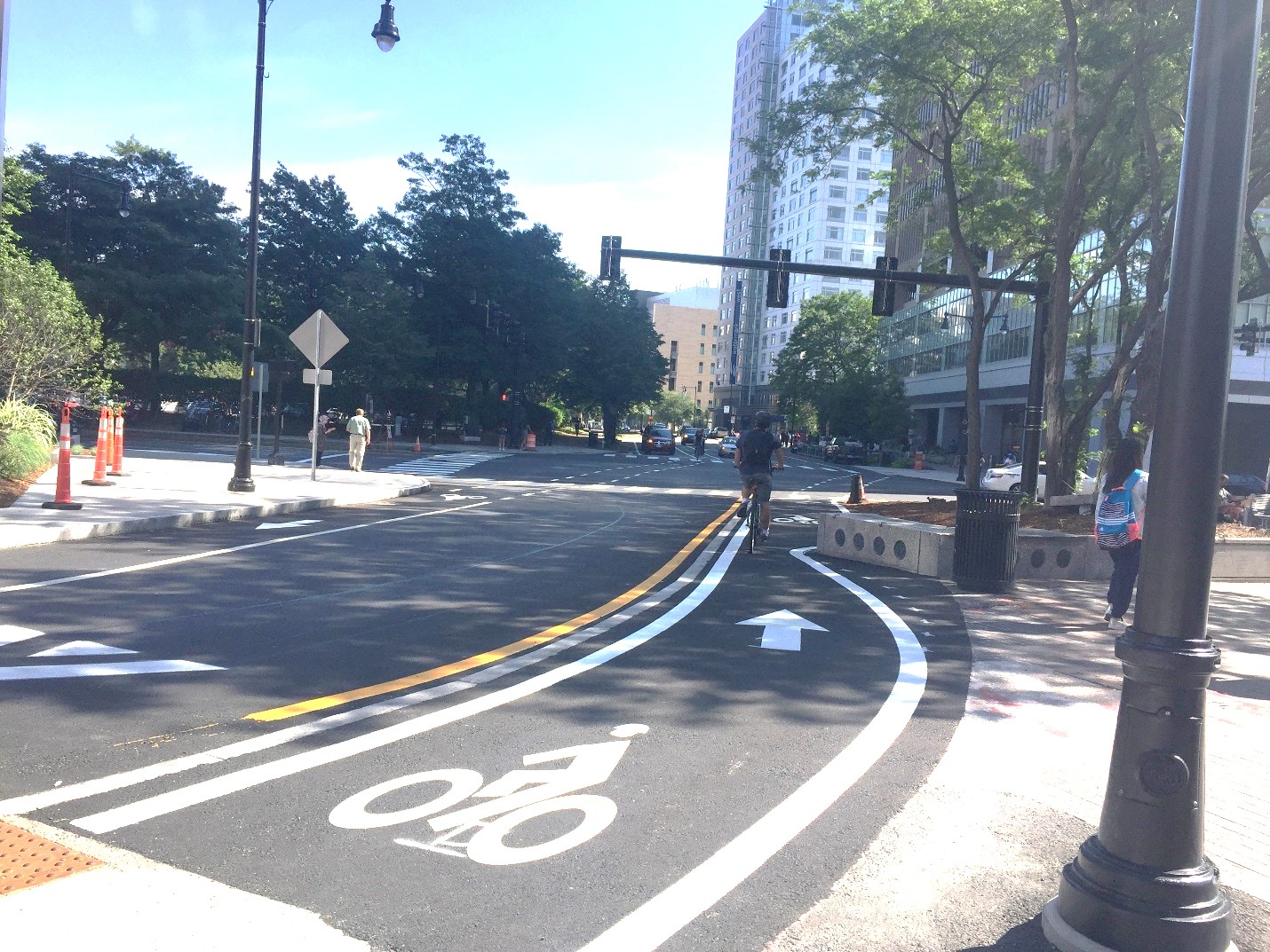 Contra flow Bicycle Lane at Main Street and Third Street